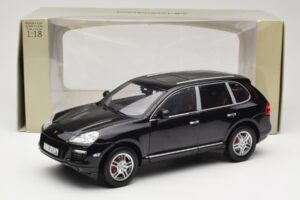 Porsche Cayenne Turbo 957 Juodas Norev 1:18 WAP02112317 Metalas - nuotrauka 8 iš 8