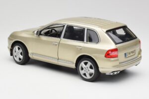 Porsche Cayenne Turbo 955 Smėlinė Maisto 1:18 WAP02100113 Metalas - nuotrauka 7 iš 8