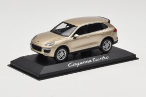 Porsche Cayenne 958 Turbo Auksinis Minichamps 1:43 WAP0200050E Metalas - nuotrauka 2 iš 4