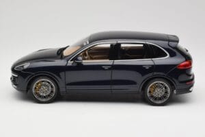 Porsche Cayenne Turbo S 958 Blue Metallic Minichamps 1:18 110064001 Metalas - nuotrauka 4 iš 8