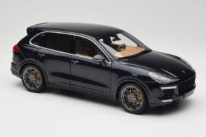 Porsche Cayenne Turbo S 958 Blue Metallic Minichamps 1:18 110064001 Metalas - nuotrauka 6 iš 8