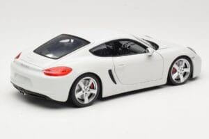 Porsche Cayman 981 Baltas Minichamps 1:18 113062221 Metalas - nuotrauka 2 iš 8