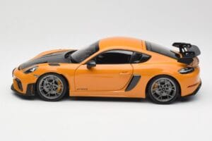 Porsche Cayman GT4 RS 982 Weissach Package Bahama Yellow Norev 1:18 187252 Metalas - nuotrauka 4 iš 8