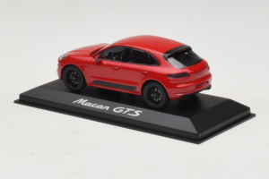 Porsche Macan 95B GTS Raudonas Minichamps 1:43 WAP0206030G Metalas - nuotrauka 3 iš 5