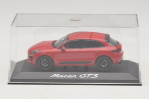 Porsche Macan 95B GTS Raudonas Minichamps 1:43 WAP0206030G Metalas - nuotrauka 4 iš 5