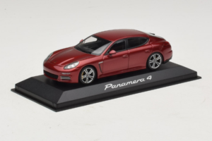 Porsche Panamera 970 4 Red Metallic Minichamps 1:43 WAP0201250E Metalas - nuotrauka 2 iš 5