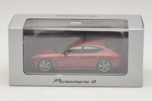 Porsche Panamera 970 4 Red Metallic Minichamps 1:43 WAP0201250E Metalas - nuotrauka 5 iš 5