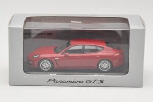 Porsche Panamera 970 GTS Raudonas Minichamps 1:43 WAP0200230C Metalas - nuotrauka 4 iš 4