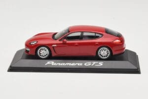 Porsche Panamera 970 GTS Raudonas Minichamps 1:43 WAP0200230C Metalas
