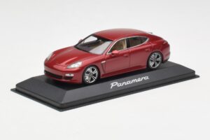 Porsche Panamera 970 Raudonas Minichamps 1:43 WAP02000119 Metalas - nuotrauka 2 iš 4