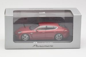 Porsche Panamera 970 Raudonas Minichamps 1:43 WAP02000119 Metalas - nuotrauka 4 iš 4