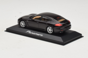 Porsche Panamera 970 Black Metallic Minichamps 1:43 WAP0203900E Metalas - nuotrauka 3 iš 5