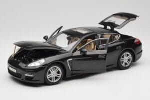 Porsche Panamera Turbo 970 Juodas Maisto 1:18 36197 Metalas - nuotrauka 2 iš 8