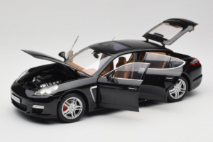 Porsche Panamera 970 Turbo Basalt Black Norev 1:18 WAP02100319 Metalas - nuotrauka 2 iš 8