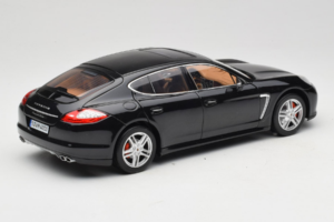 Porsche Panamera 970 Turbo Basalt Black Norev 1:18 WAP02100319 Metalas - nuotrauka 3 iš 8
