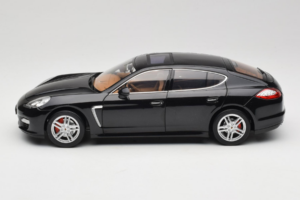 Porsche Panamera 970 Turbo Basalt Black Norev 1:18 WAP02100319 Metalas - nuotrauka 4 iš 8