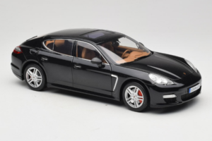 Porsche Panamera 970 Turbo Basalt Black Norev 1:18 WAP02100319 Metalas - nuotrauka 6 iš 8