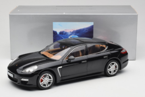 Porsche Panamera 970 Turbo Basalt Black Norev 1:18 WAP02100319 Metalas - nuotrauka 8 iš 8