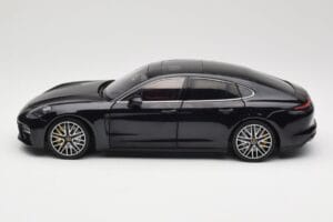 Porsche Panamera 971 Turbo S Mėlynas Metallic Minichamps 1:18 113061075 Metalas - nuotrauka 4 iš 8