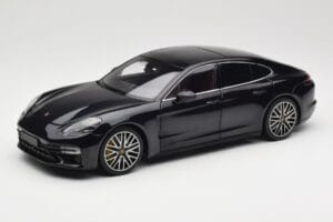 Porsche Panamera 971 Turbo S Mėlynas Metallic Minichamps 1:18 113061075 Metalas