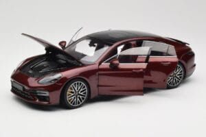 Porsche Panamera 971 Turbo S Raudonas Metallic Minichamps 1:18 113061077 Metalas - nuotrauka 2 iš 8
