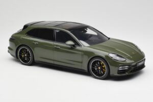 Porsche Panamera Turbo S 971 Sport Turismo Žalias GT Spirit 1:18 GT447 Derva - nuotrauka 4 iš 6