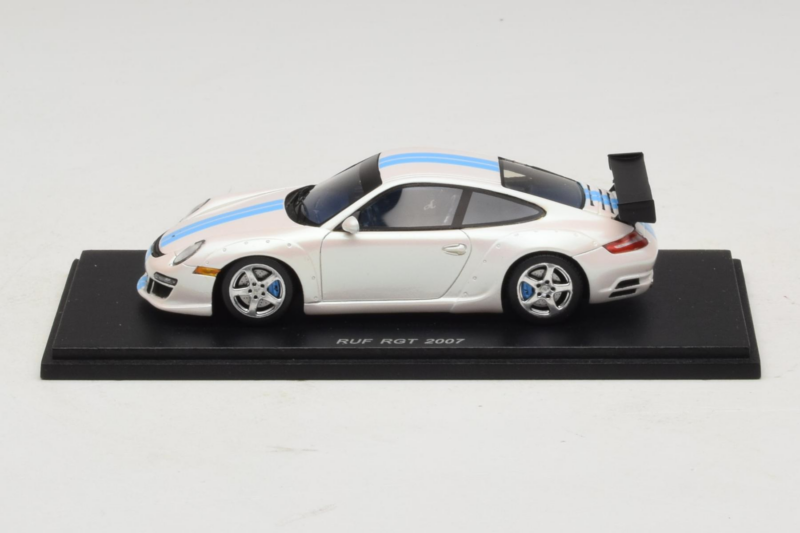 Porsche RUF RGT 997 White Metallic Spark 1:43 S0716 Derva