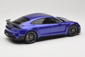 Porsche Taycan J1 Turbo GT Purple Sky Metallic GT Spirit 1:18 GT520 Derva - nuotrauka 2 iš 6