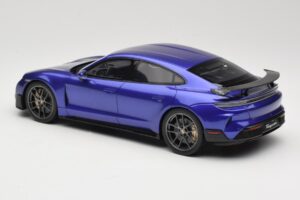 Porsche Taycan J1 Turbo GT Purple Sky Metallic GT Spirit 1:18 GT520 Derva - nuotrauka 5 iš 6
