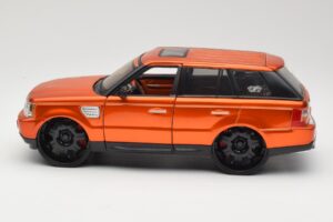 Range Rover Sport L320 Oranžinis Maisto 1:18 31081 Metalas - nuotrauka 4 iš 8