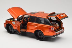 Range Rover Sport L320 Oranžinis Maisto 1:18 31081 Metalas - nuotrauka 5 iš 8