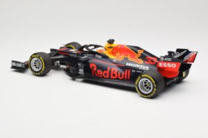 Red Bull Racing RB16 #33 M. Verstappen Winner 70th Anniversary GP 2020 Minichamps 1:18 110200533 Metalas - nuotrauka 5 iš 6
