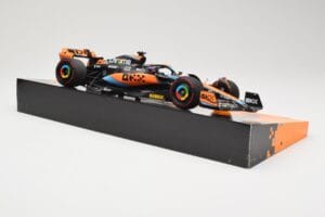 Red Bull Racing RB18 #1 M. Verstappen Winner Austin GP 2022 Minichamps 1:18 113222901 Metalas - nuotrauka 4 iš 6