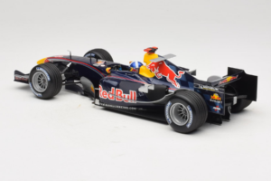 Red Bull RB1 Cosworth #14 D. Coulthard Red Bull Racing Showcar 2005 Minichamps 1:18 100050084 Metalas - nuotrauka 5 iš 7