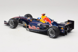 Red Bull RB1 Cosworth #14 D. Coulthard Red Bull Racing Showcar 2005 Minichamps 1:18 100050014 Metalas - nuotrauka 5 iš 6