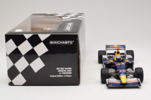 Red Bull RB1 Cosworth #14 D. Coulthard Red Bull Racing Showcar 2005 Minichamps 1:18 100050014 Metalas - nuotrauka 6 iš 6