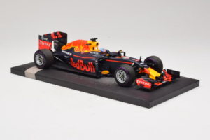 Red Bull RB12 Tag Heuer #3 D. Ricciardo Red Bull Racing 1st Pole Monaco Grand Prix 2016 Minichamps 1:18 117160103 Derva - nuotrauka 4 iš 7