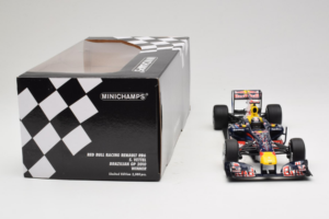 Red Bull RB6 Renault #5 S. Vettel Red Bull Racing Brazilian Grand Prix Winner 2010 Minichamps 1:18 110100205 Metalas - nuotrauka 7 iš 7
