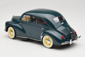 Renault 4CV Žalias Solido 1:18 8047 Metalas - nuotrauka 5 iš 6