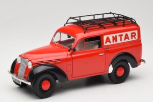 Renault Juvaquatre Utilitaire Raudonas Solido 1:18 8424 Metalas