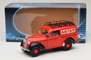 Renault Juvaquatre Utilitaire Raudonas Solido 1:18 8424 Metalas - nuotrauka 8 iš 8