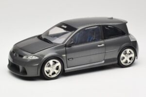 Renault Megane Mk2 RS Vampire Grey Norev 1:18 185101 Metalas