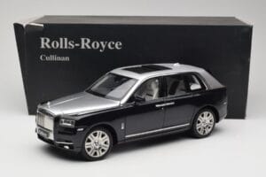 Rolls-Royce Cullinan Juodas & Sidabrinis OEM 1:18 ROLLS001 Metalas - nuotrauka 8 iš 8