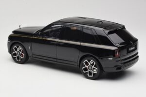 Rolls-Royce Cullinan Juodas Su Gold Coachline & Shadow Wheels OEM 1:18 028-15A Metalas - nuotrauka 7 iš 8