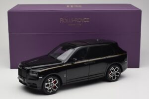 Rolls-Royce Cullinan Juodas Su Gold Coachline & Shadow Wheels OEM 1:18 028-15A Metalas - nuotrauka 8 iš 8