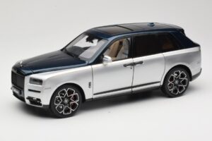 Rolls-Royce Cullinan Mėlynas & Sidabras Dviejų Spalvų OEM 1:18 028-16B Metalas