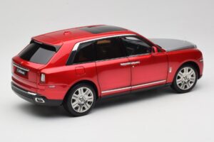 Rolls-Royce Cullinan Raudonas Su Shadow Wheels OEM 1:18 028-18A Metalas - nuotrauka 3 iš 8