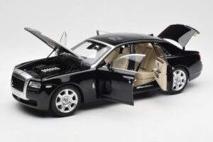 Rolls-Royce Ghost Juodas & Sidabrinis Kyosho 1:18 008802BKS2 Metalas - nuotrauka 2 iš 8