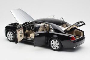 Rolls-Royce Ghost Juodas & Sidabrinis Kyosho 1:18 008802BKS2 Metalas - nuotrauka 5 iš 8