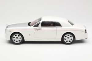 Rolls-Royce Phantom Coupe English Baltas Sidabrinis Kyosho 1:18 08861EW Metalas - nuotrauka 4 iš 8